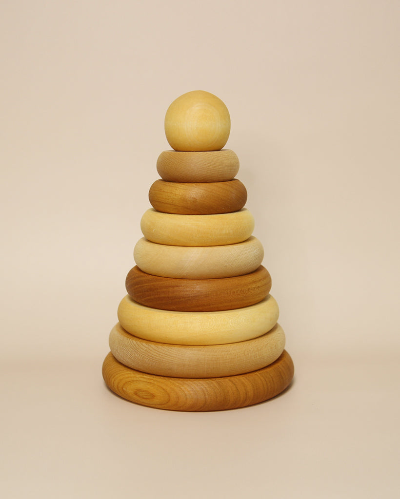 Houten ronde Piramide  / Stapeltoren - Naturel
