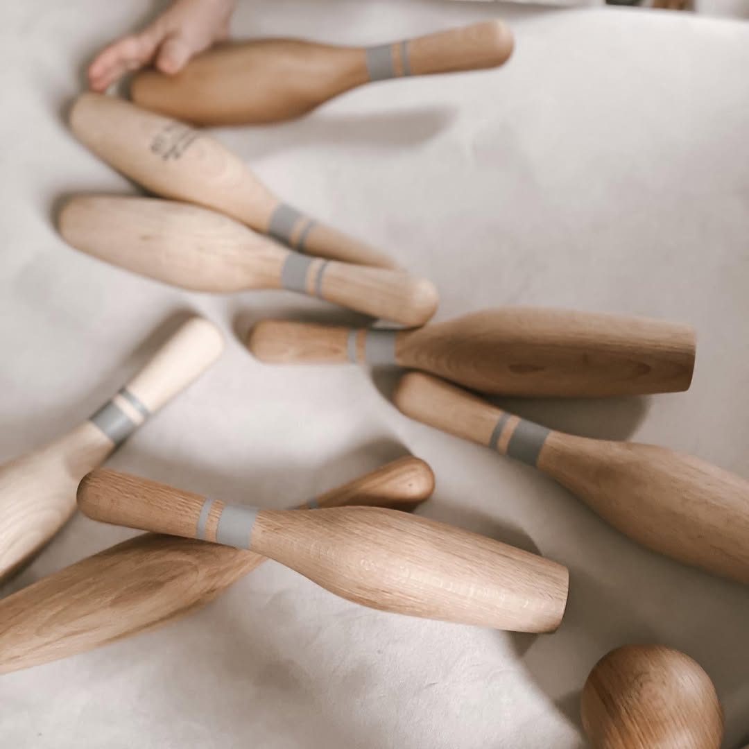 Houten bowlingkegels - natuurlijk