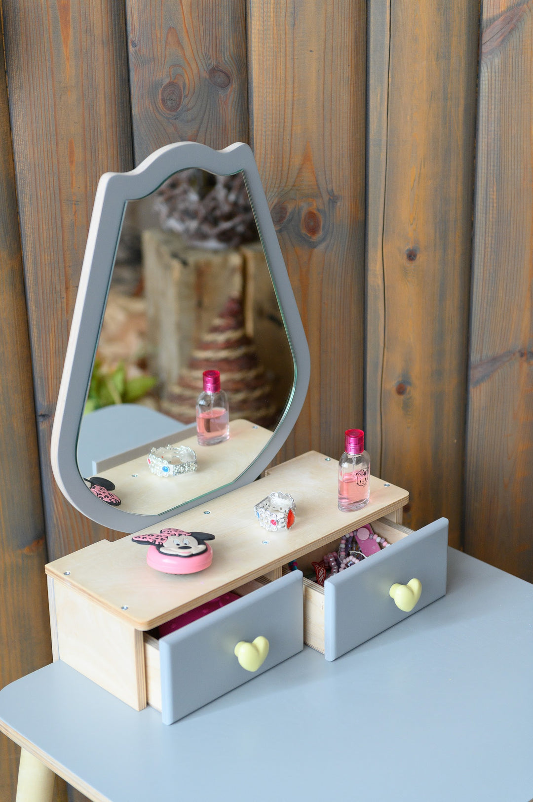 Princess Beauty Table with Mirror - Tulip