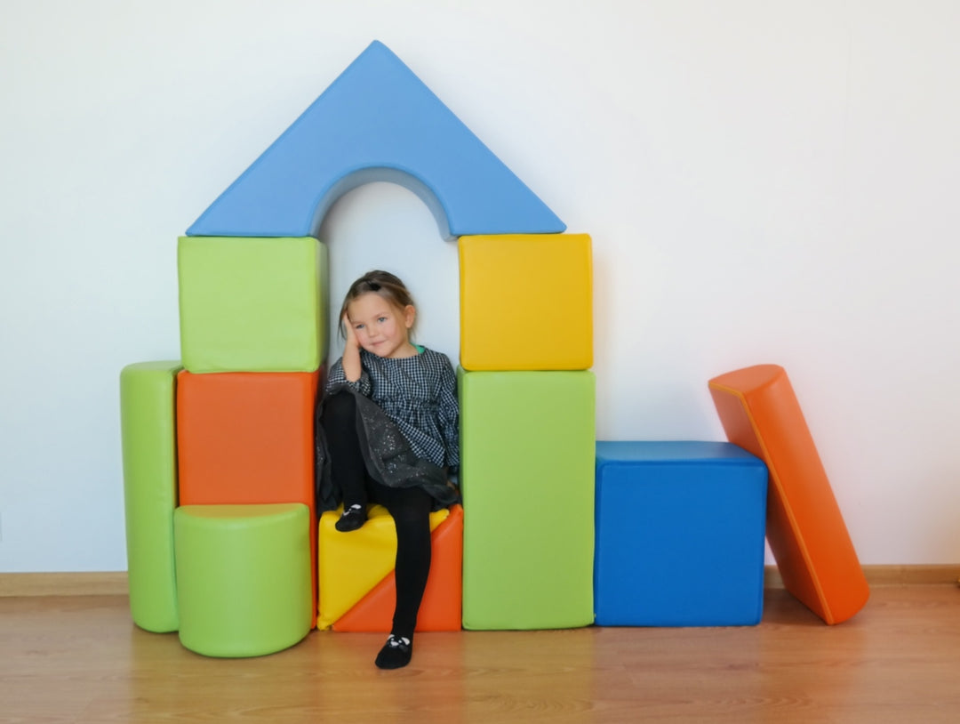Castle set of 11 large foam blocks