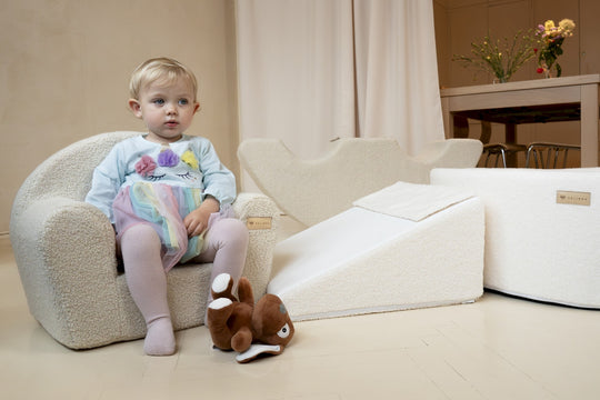 Bouclé kids armchair