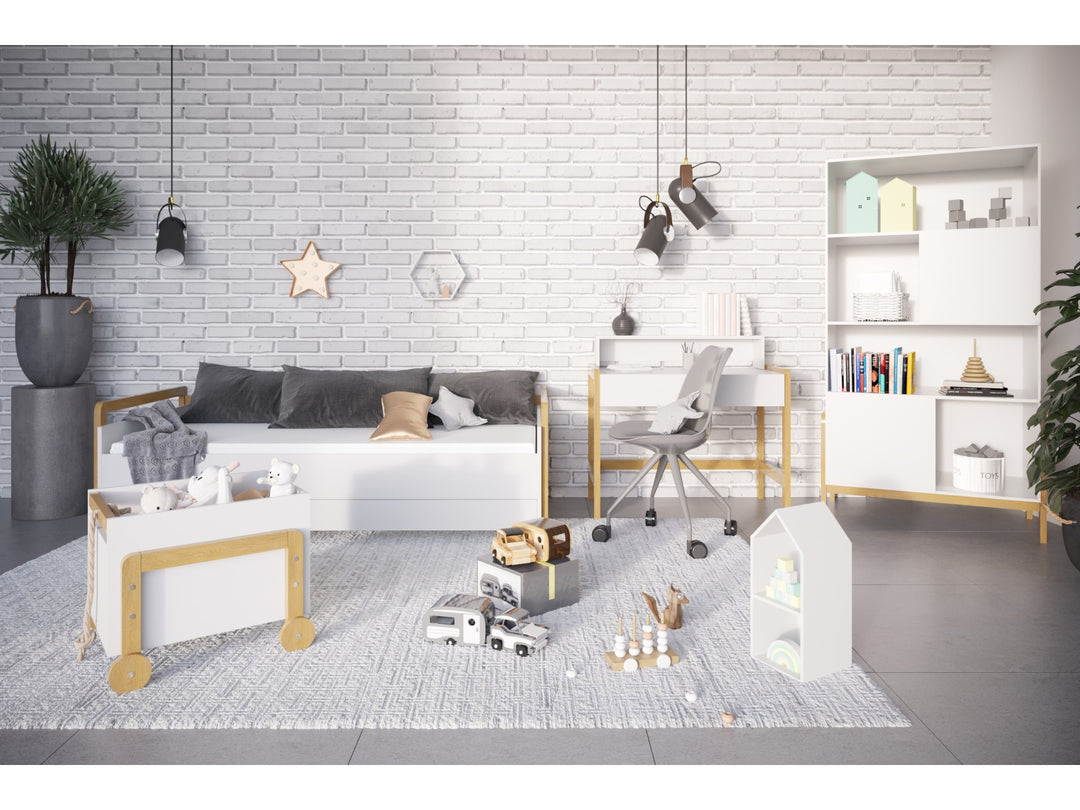 Desk Victor for Kids