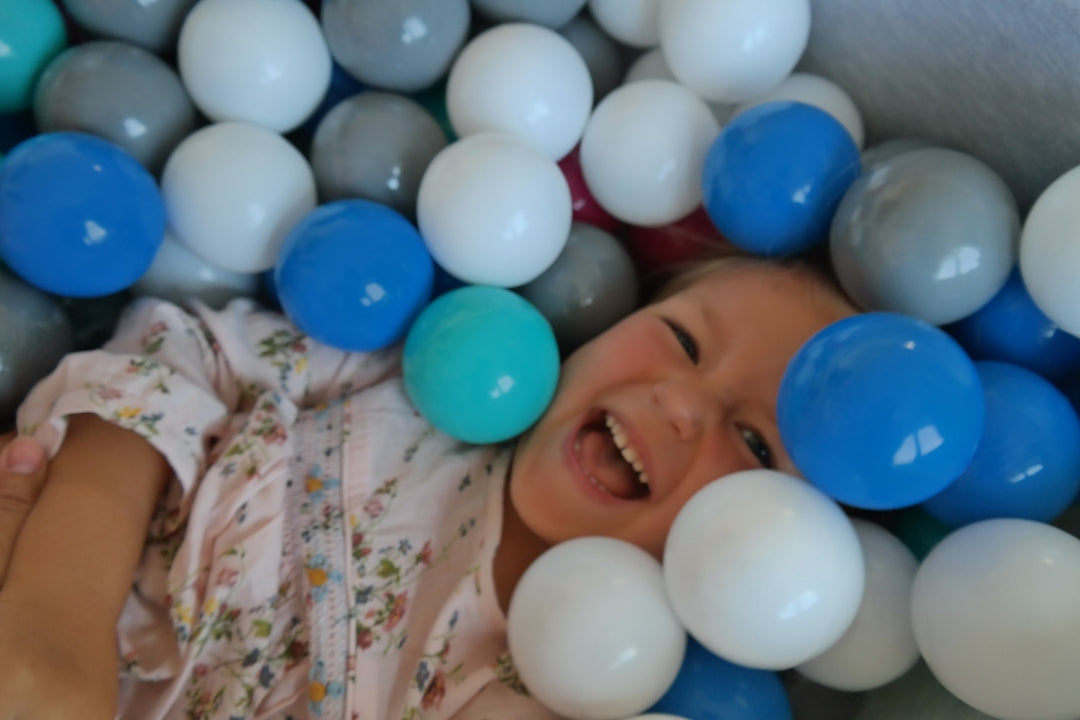 Soft Jersey ball pit with 300 balls, 90x90 cm