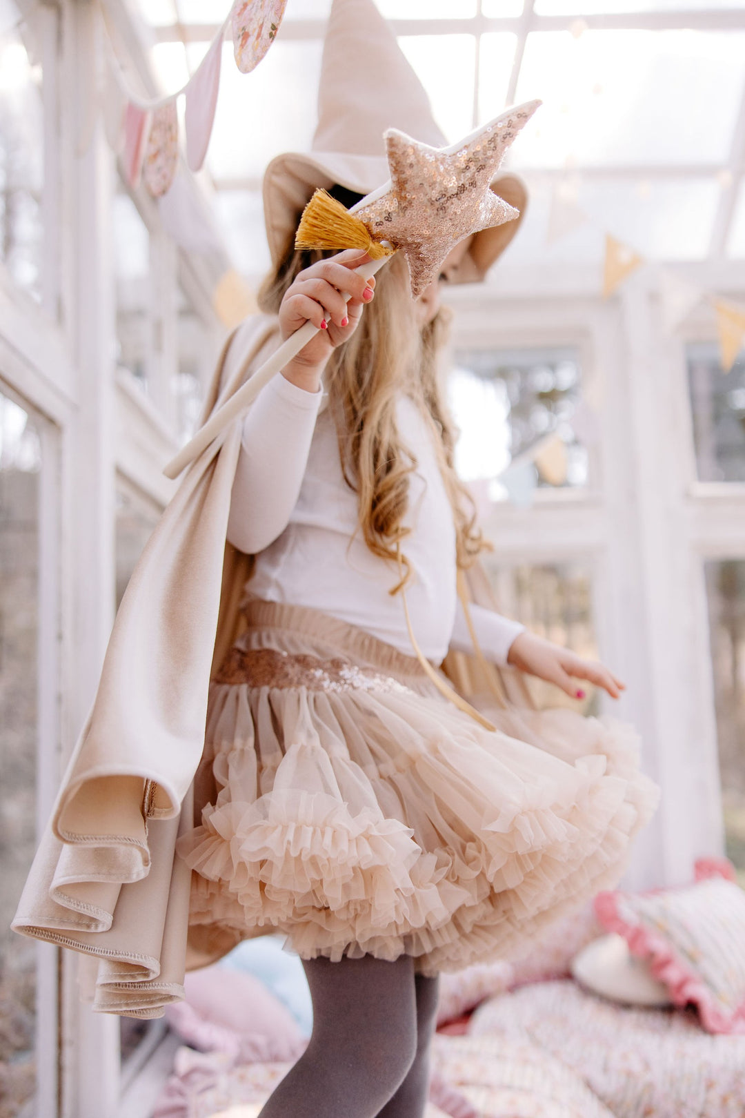 Magic Cape Costume - Cream Pearl