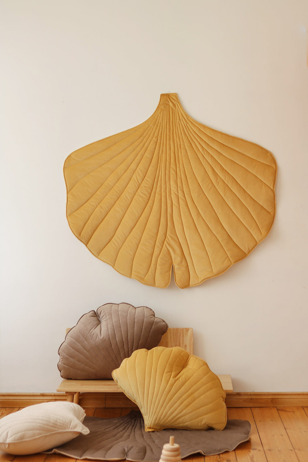 Organic Cotton and Velvet Ginkgo Leaf Playmat - Yellow