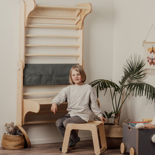 Table and Chair for the leg&amp;go Swedish Wall